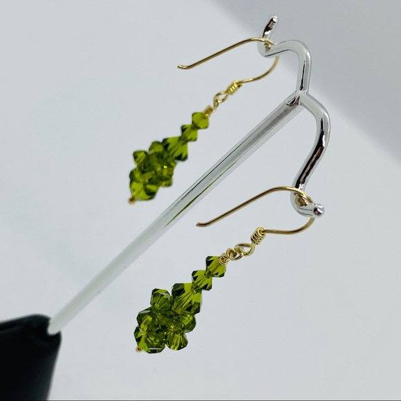 Swarovski Green crystal Earrings - Picture 4 of 6